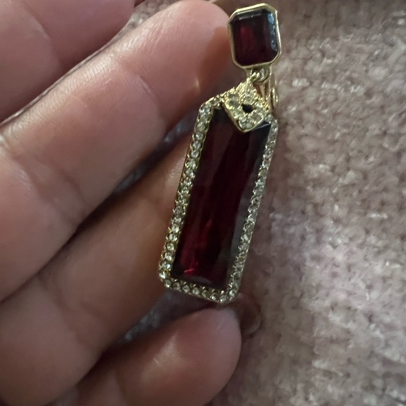 Lauren Ralph Lauren Red  Stone Clip On Earrings! - Picture 8 of 10